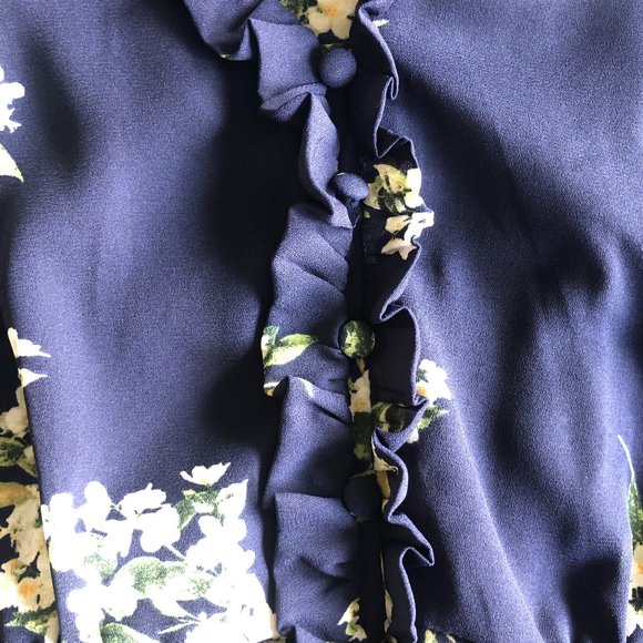 CUPCAKES AND CASHMERE BLOUSE SIZE S - Picture 5 of 9